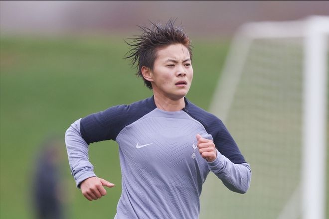 吳海燕唐涵失球，陳晨撲救兩球，武漢女足進(jìn)亞冠四強(qiáng)。