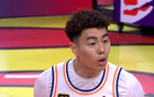 上海男籃大勝，首戰(zhàn)告捷，張知垚、李添榮表現(xiàn)突出。