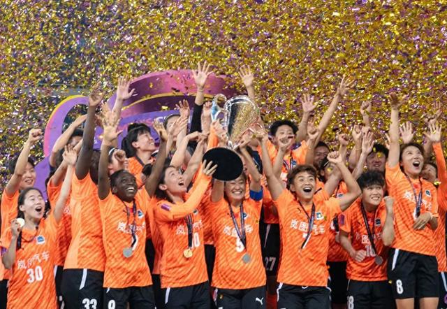 亞冠賽場，武體人奪魁！光彩奪目！