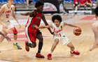 中國男籃新星崛起，國青首秀19+3，混血新星17歲，場內(nèi)勝8分！